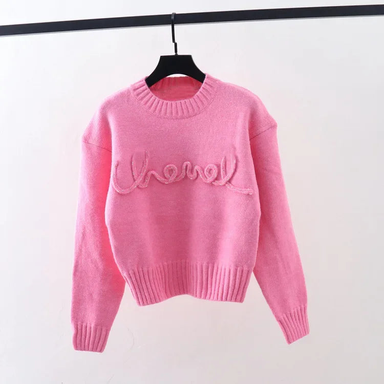 Autumn New Pullover Sweater Women Design Sense Letter Knitted Beaded Round Neck Short Simple Female Knitted Top