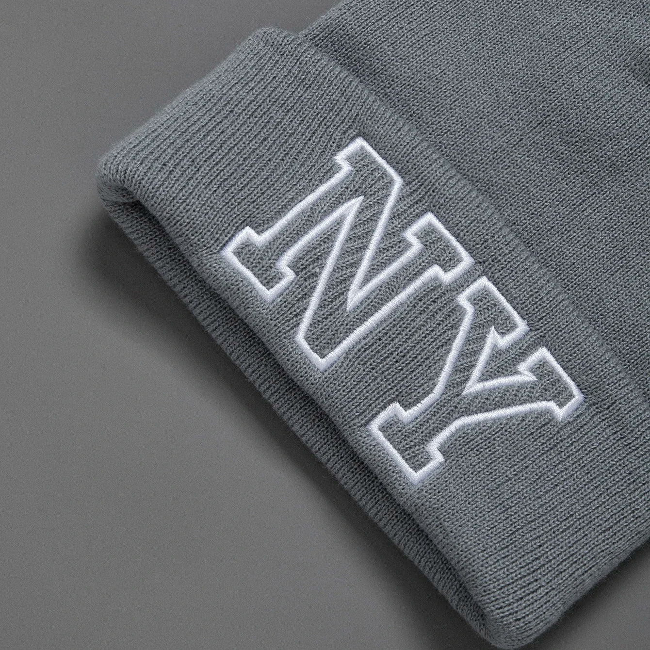 1pc unisex embroidered knitted hat Letters Winter warm woolen hat Fashion all-matching hat