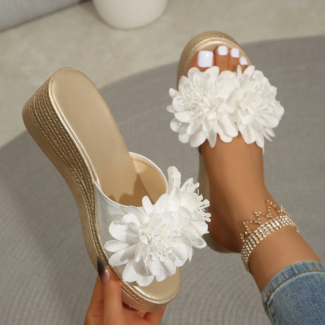 Summer Women Sandals Lightweight Slip on Shoes Women Platform Female Sandals Fashion Flower Hollow Wedge Beach Shoes for Women