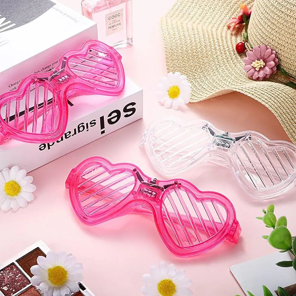 5/10/20/30Pcs Glow In The Dark Glasses Heart Shaped LED Light Up Sunglasses Glow Neon Party Favor for Kids Adults Party Supplies