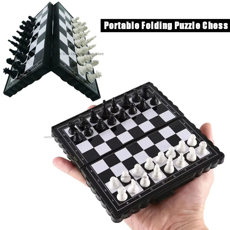 1set Mini Magnetic Chess Set Folding Magnetic Plastic Chessboard Board Game Portable Outdoor Travel Camping Entertainment