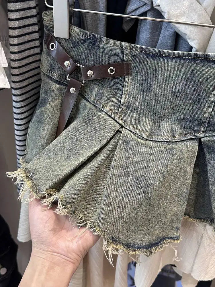 EAM Color-block Irregular Spliced High Elastic Waist A-line Mini Denim Skirt Women Fashion Tide New Spring Autumn 2026 30A3307