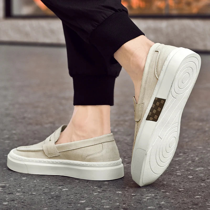 Designer Brand Men's Loafers Green Casual Shoes Men's Lightweight Soft Soled Walking Flat Shoes Brown Luxury Sneakers for Men