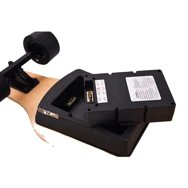 Electric Skateboard Fast Speed 40KM Kit with Removable Battery Pack & Flashlight 9 Ply Canadian Maple Skate Board Decks