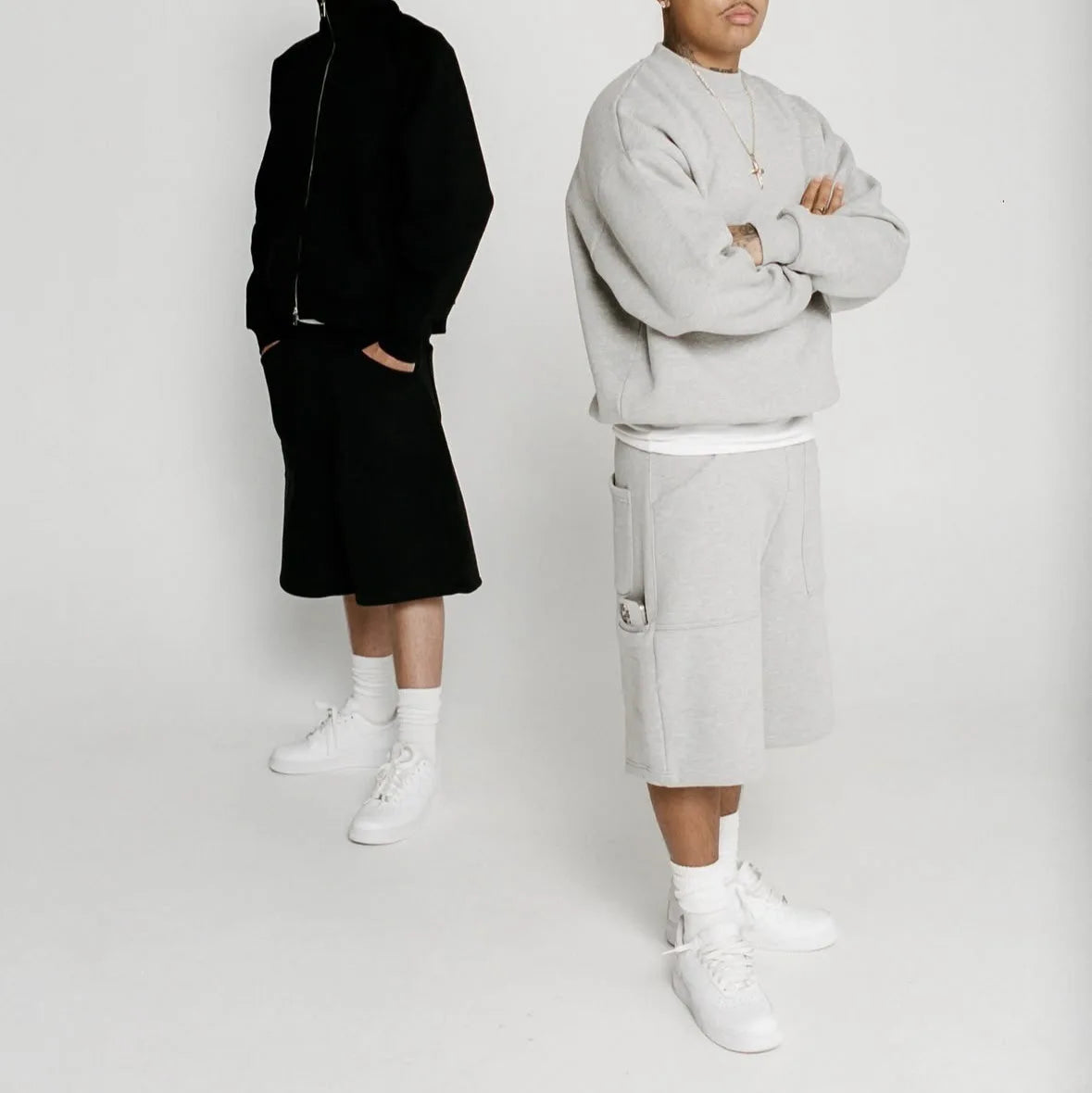 2025 New Harajuku street simple men sports pants ins versatile loose five-point pants short casual pants men shorts