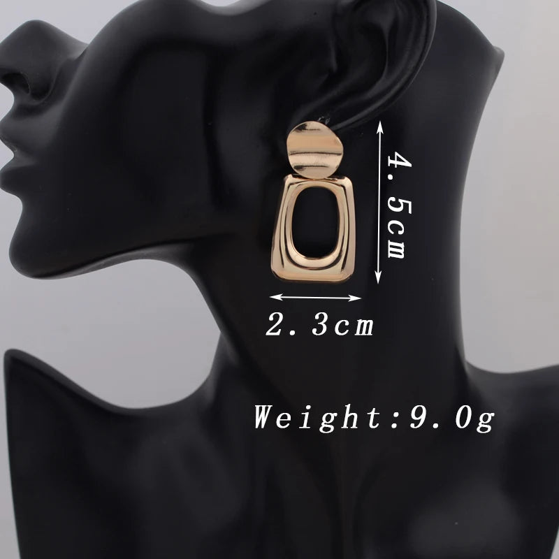 European Exaggerate Metal Statement Earrings for Women Vintage Fashion Round Star Leaf Irregular Geometry Long Earrings Jewelry
