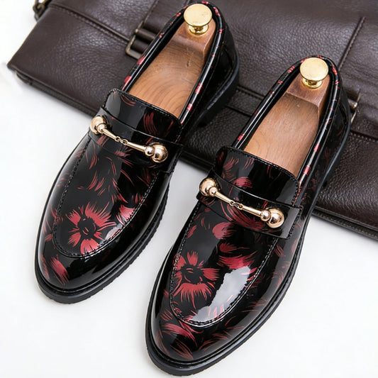 New Fashion Shiny Patent Dress Leather Shoes Men Metal Buckle Slip-on Loafers British Business Social Shoes Daily Office Party