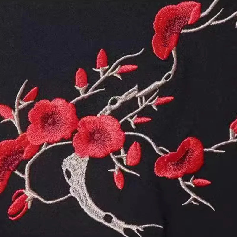 Plum Blossom Floral Embroidery Men Crew Neck Long Sleeve Sweatshirt Oriental Style Casual Pulllovers