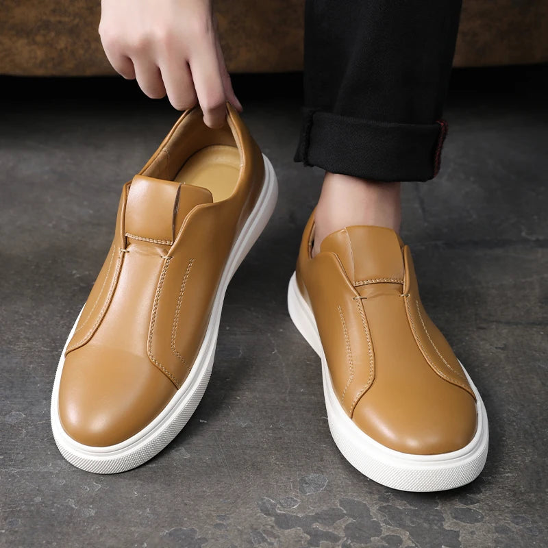Fashion Men's Skateboard Shoes Sneakers Men Casual Slip-on Leather Loafers Flats