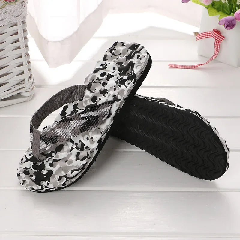 New Fashion Summer Massage Flip-Flops Men Slippers Beach Sandals Comfortable Men Casual Shoes Fashion Men Flip Flops Footwear