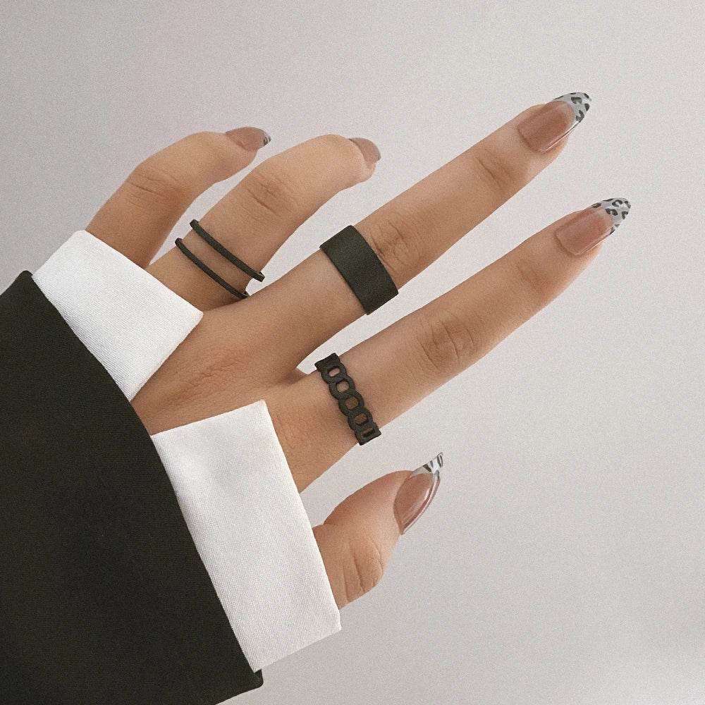 Punk Black Finger Rings For Women Men Simple Chain Ring Set Fashion Rings 2026 Trend Friend Gifts Party Knuckle Jewelry Party