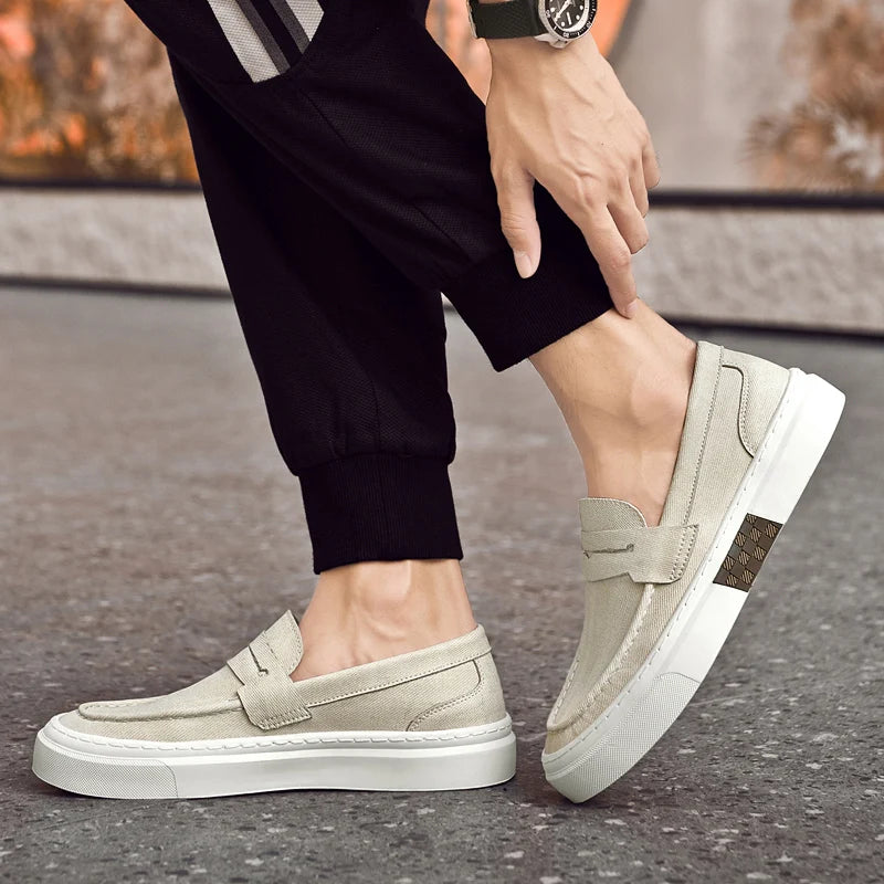 Designer Brand Men's Loafers Green Casual Shoes Men's Lightweight Soft Soled Walking Flat Shoes Brown Luxury Sneakers for Men
