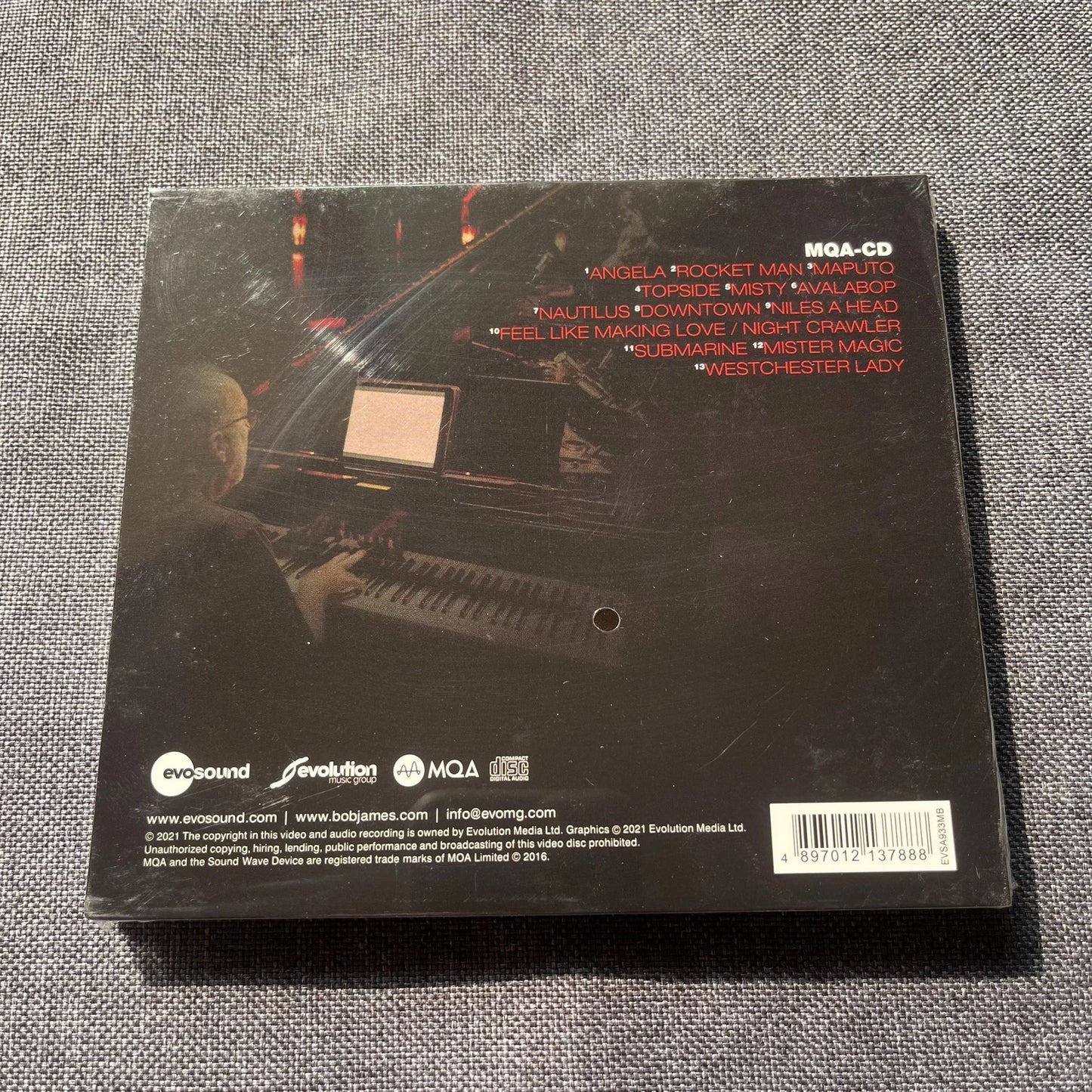 Jazz Bob James Trio Music CD Feel Like Making LIVE Album Avalabop Music Record Cosplay Walkman Car Soundtracks Box Party Music
