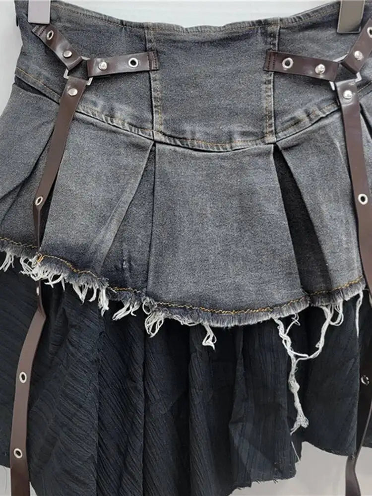 EAM Color-block Irregular Spliced High Elastic Waist A-line Mini Denim Skirt Women Fashion Tide New Spring Autumn 2026 30A3307