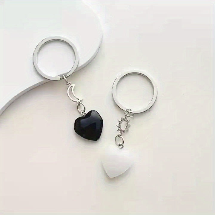 2pcs Heart Stone Keychain Moon & Sun Key Ring Purse Bag Backpack Car Key Charm BFF Friends Couples Valentine's Day Gift