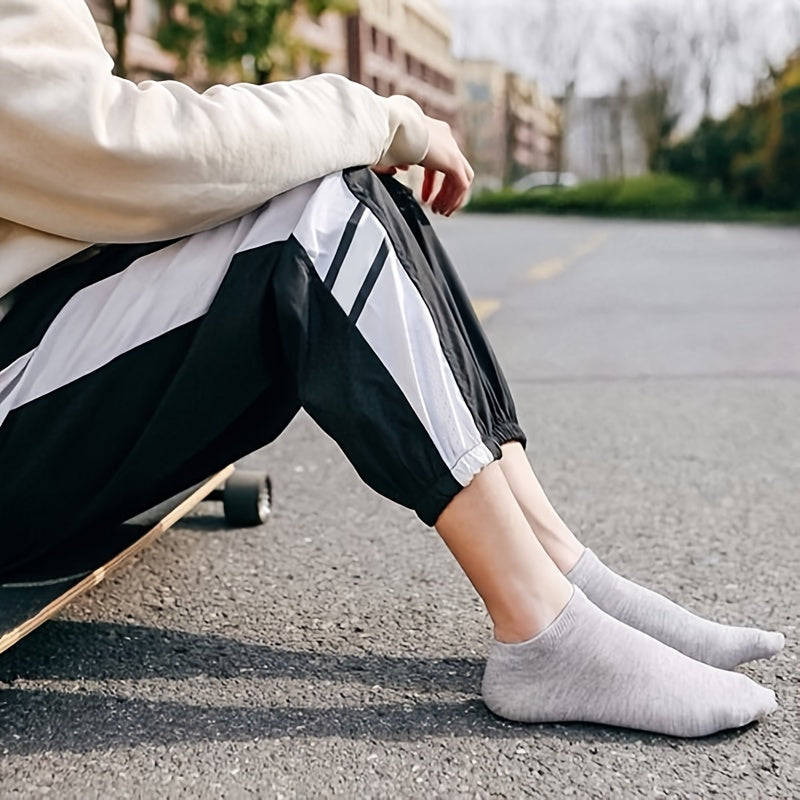 3 pairs of Men's athletic socks, odor-resistant, sweat-wicking, and breathable, with a stylish, minimalist fit.Suitable for home and travel, the best value for money., Travel Socks, Sports Socks, Minimalist Design, Stylish So